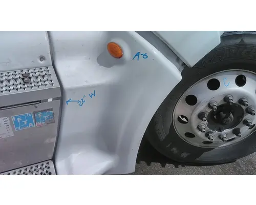 PETERBILT 386 CAB SKIRTSIDE FAIRING