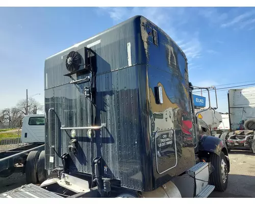 PETERBILT 386 CAB