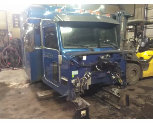 PETERBILT 386 CAB