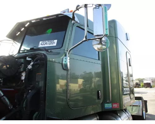 PETERBILT 386 CAB