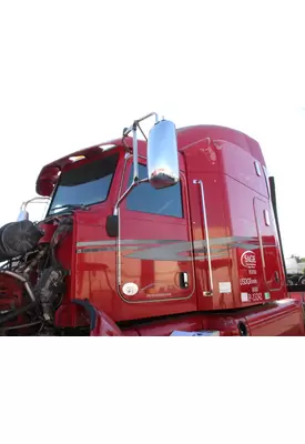 PETERBILT 386 CAB