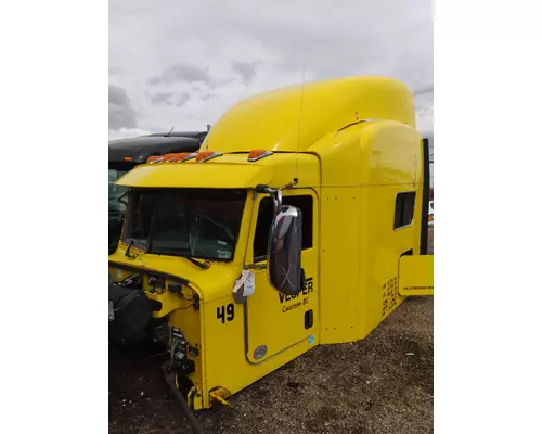 PETERBILT 386 CAB