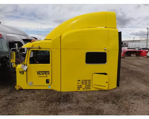 PETERBILT 386 CAB