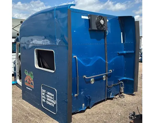PETERBILT 386 CAB