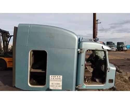 PETERBILT 386 CAB