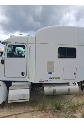 PETERBILT 386 CAB