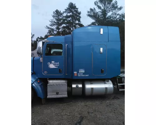 PETERBILT 386 CAB