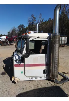 PETERBILT 386 CAB