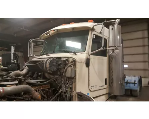 PETERBILT 386 CAB