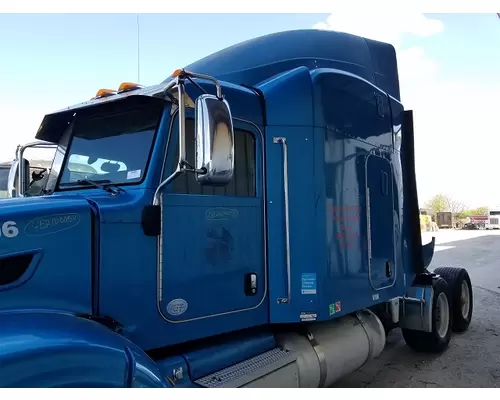 PETERBILT 386 CAB