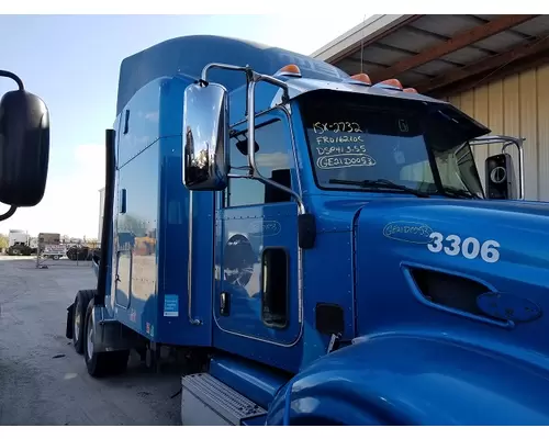 PETERBILT 386 CAB