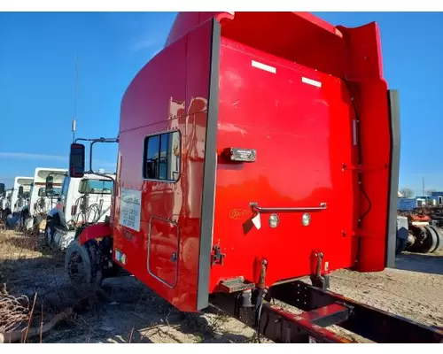 PETERBILT 386 CAB