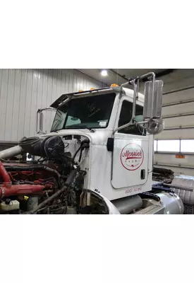 PETERBILT 386 CAB