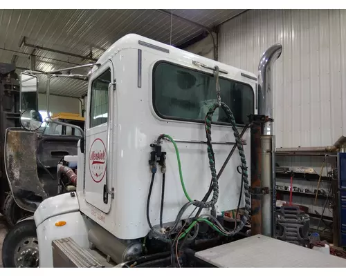 PETERBILT 386 CAB