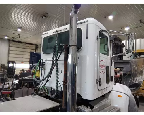 PETERBILT 386 CAB