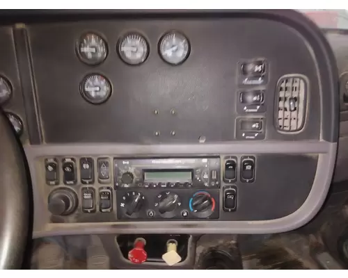 PETERBILT 386 CAB