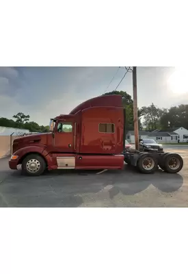 PETERBILT 386 CAB