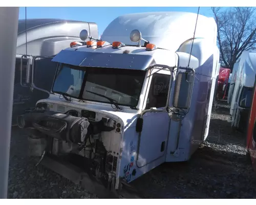 PETERBILT 386 CAB