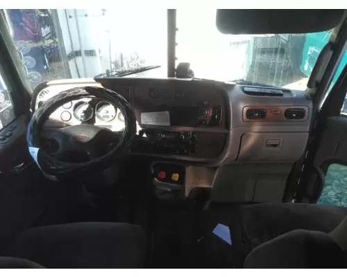 PETERBILT 386 CAB