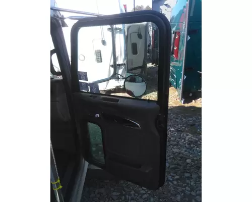 PETERBILT 386 CAB