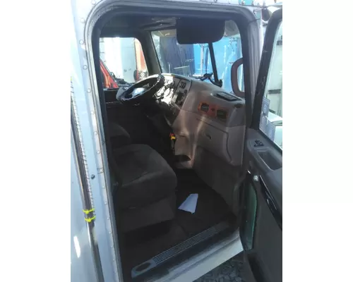 PETERBILT 386 CAB