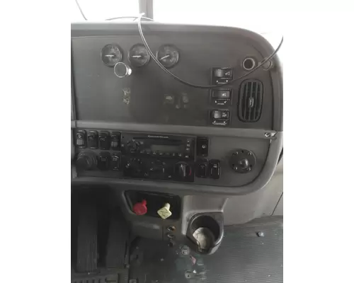 PETERBILT 386 CAB