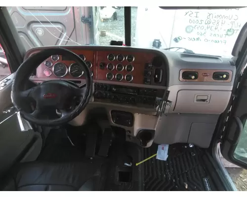 PETERBILT 386 CAB