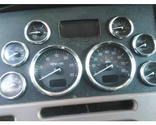 PETERBILT 386 CAB