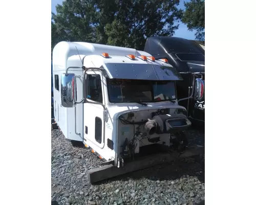PETERBILT 386 CAB