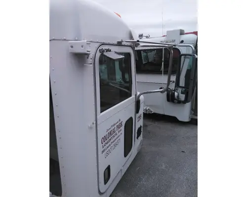 PETERBILT 386 CAB