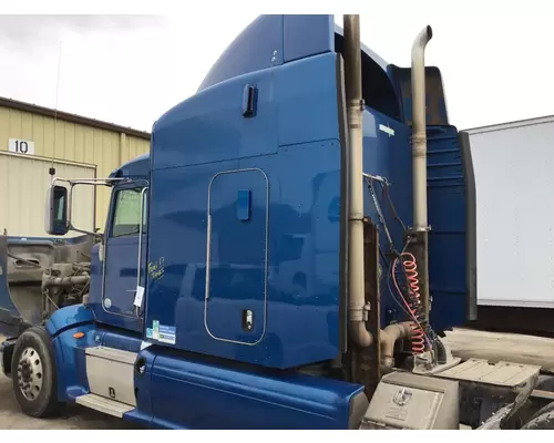 PETERBILT 386 CAB