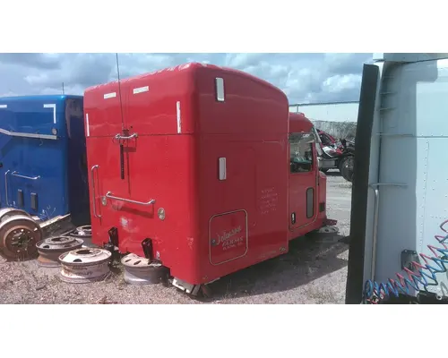 PETERBILT 386 CAB