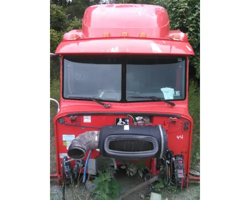 PETERBILT 386 CAB