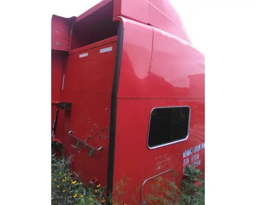 PETERBILT 386 CAB