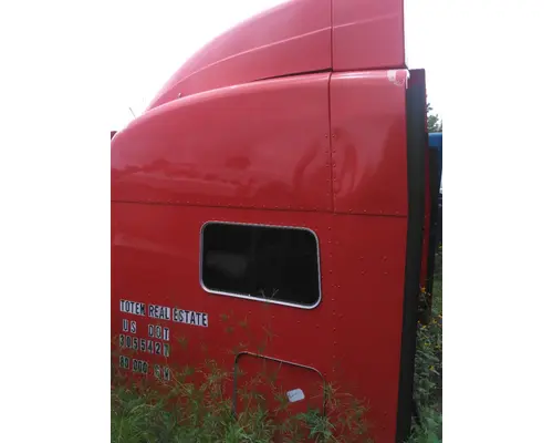 PETERBILT 386 CAB