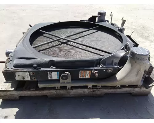 PETERBILT 386 COOLING ASSEMBLY (RAD, COND, ATAAC)