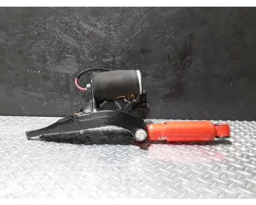 PETERBILT 386 Cab Air Suspension & Parts