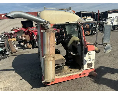PETERBILT 386 Cab Assembly