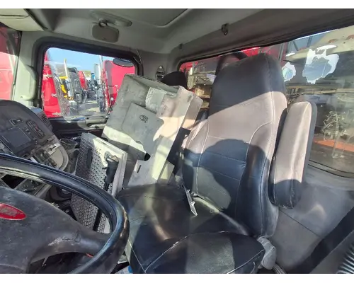 PETERBILT 386 Cab Assembly