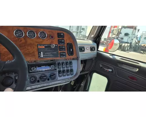 PETERBILT 386 Cab Assembly