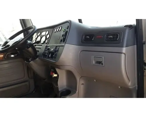 PETERBILT 386 Cab Assembly