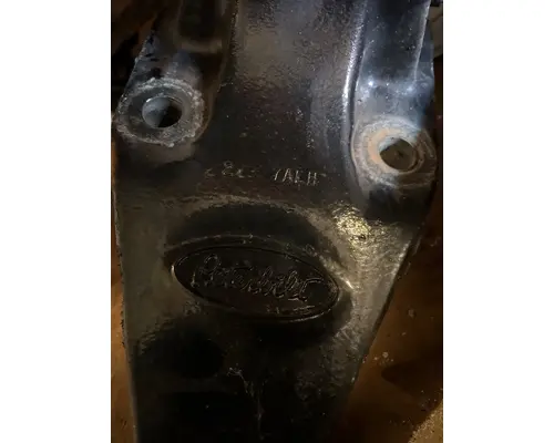 PETERBILT 386 Cab Mounts