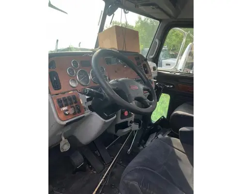 PETERBILT 386 Cab