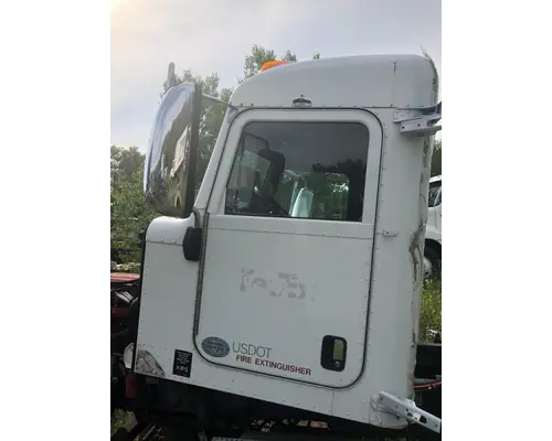 PETERBILT 386 Cab