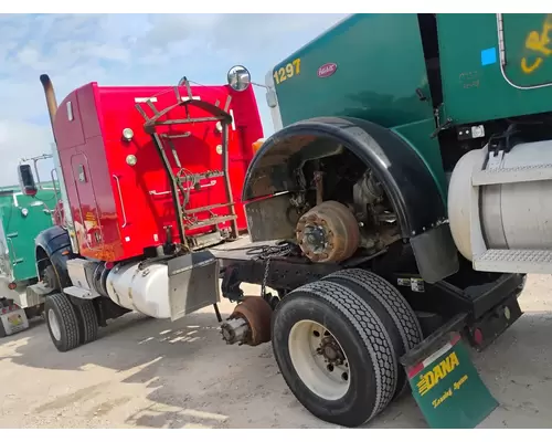 PETERBILT 386 Cab