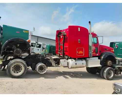 PETERBILT 386 Cab