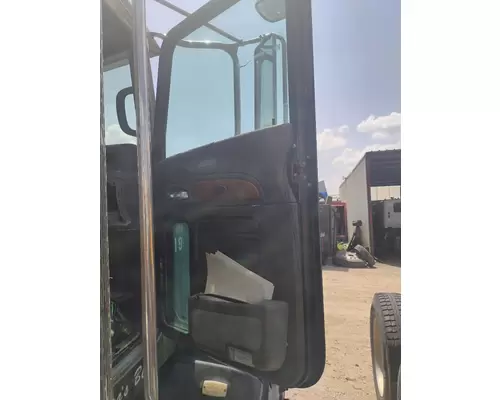 PETERBILT 386 Cab