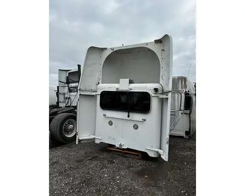 PETERBILT 386 Cab