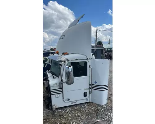 PETERBILT 386 Cab