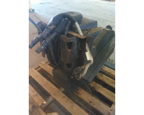 PETERBILT 386 DEF TANK